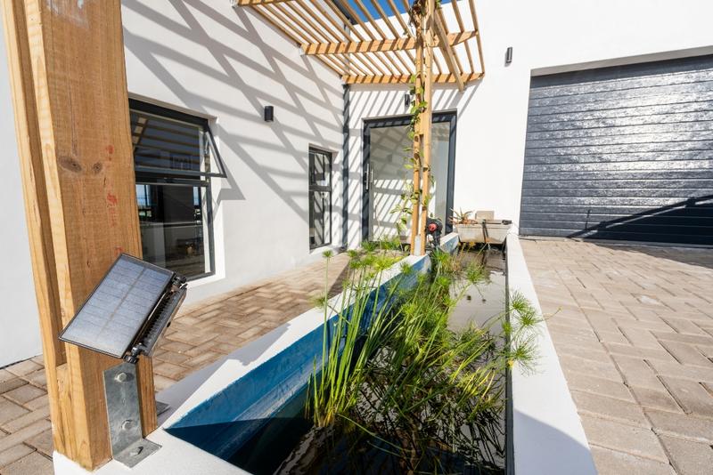 4 Bedroom Property for Sale in Sandy Point Western Cape